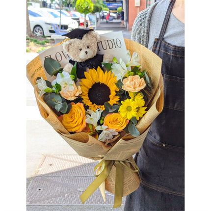 Graduation Flowers丨Yellow Seasonal Fresh Flowers & Graduation Teddy Bouquet #3