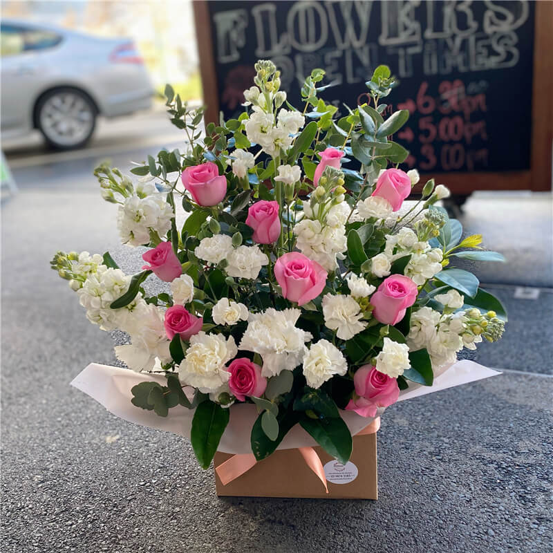 Snow White – Mitcham Central Flowers