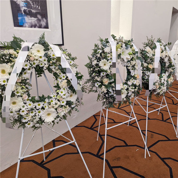 Funeral Wreath #10 Classic White (Lilies)丨Funeral Flowers delivery Melbourne