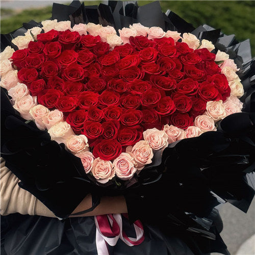 ❤99 Roses Heart Shape Bouquet (Red/Pink)