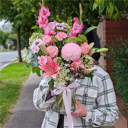 Florist Choice Vase arrangement - Set Your Budget & Colour