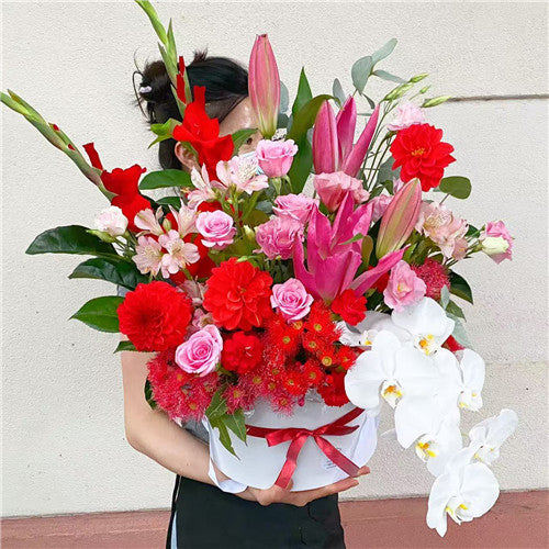 Florist Choice Hat Box Arrangement - Set your Budget & Colour