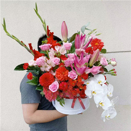 Florist Choice Hat Box Arrangement - Set your Budget & Colour