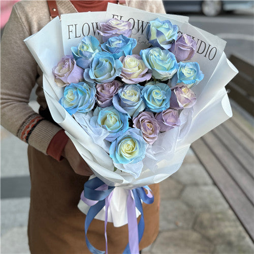 19 Ice Blue & Misty Purple Roses