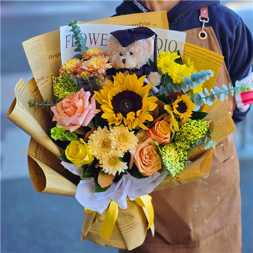Graduation Flowers丨Yellow Seasonal Fresh Flowers & Graduation Teddy Bouquet #3