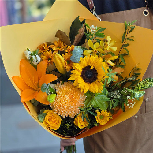 Florist Choice Bouquet - Set your Budget & Colour