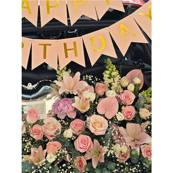 Romantic Car Boot Flowers #8 Mini