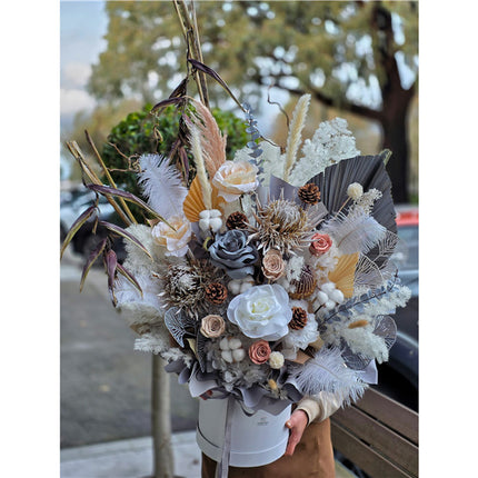 XLarge Neutral Flowers Hatbox丨Preserved Flowers丨Dry Flowers Melbourne