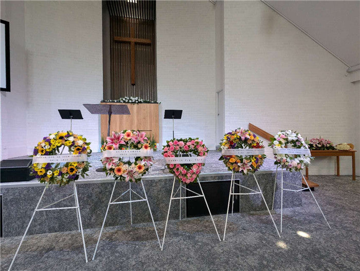 Funeral Wreath #13 White & Blue (Iris)丨Funeral Flowers delivery Melbourne