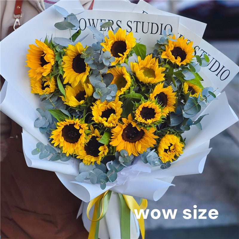 Bouquet of #Sunflowers (Large)