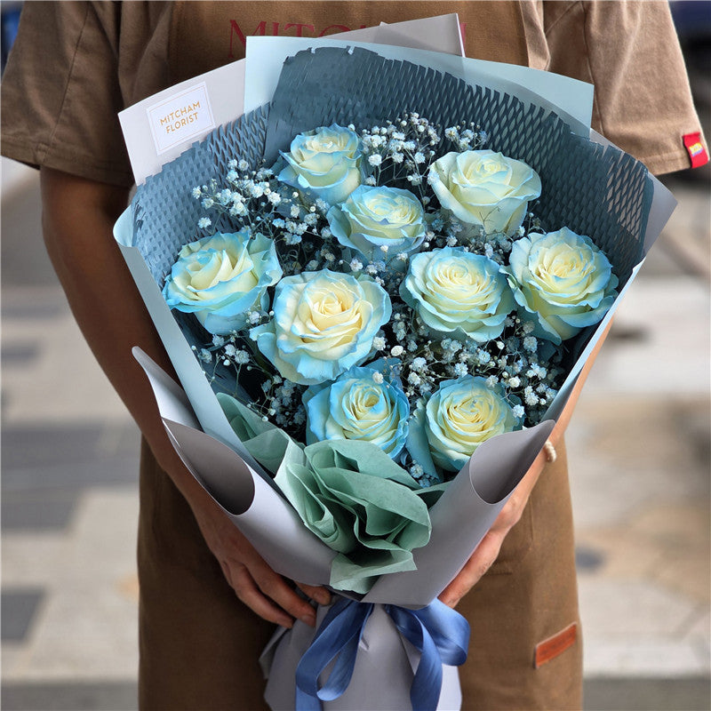 9 Ice Blue Roses & Gyp