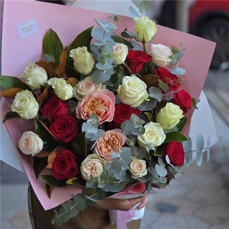 24 Mix Roses Bouquet