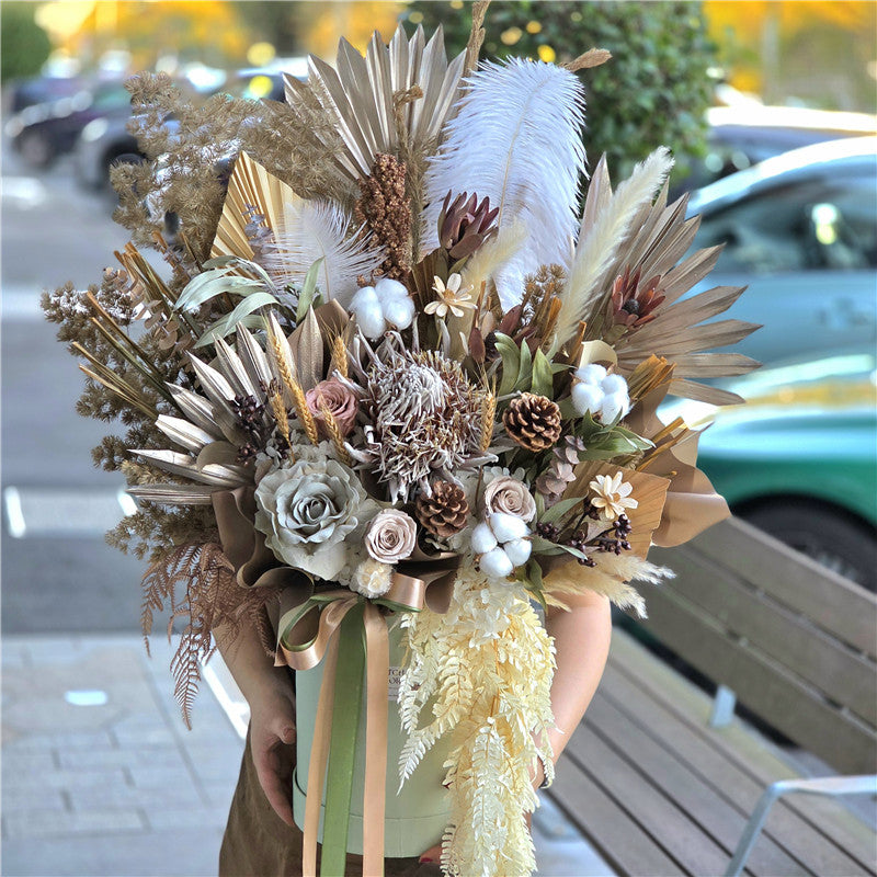 Large Neutral Everlasting Flowers Hatbox丨Preserved Flowers丨Dry Flowers Melbourne