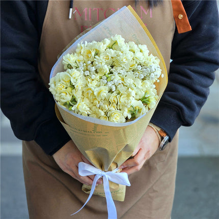 Daffodil & Gyp Bouquet
