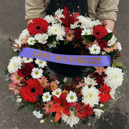 Anzac Day Wreath Classic Red & White丨Melbourne Anzac Day Flowers