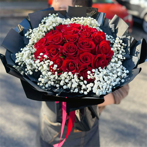 21 Roses & Baby's Breaths Bouquet