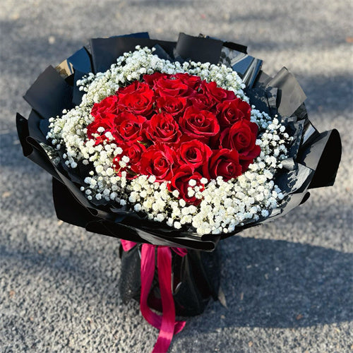 21 Roses & Baby's Breaths Bouquet