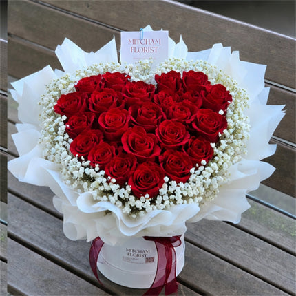 ❤Heart Shape Red Rose & Gyp Hatbox (Small)