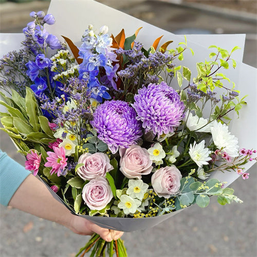 Florist Choice Bouquet - Set your Budget & Colour