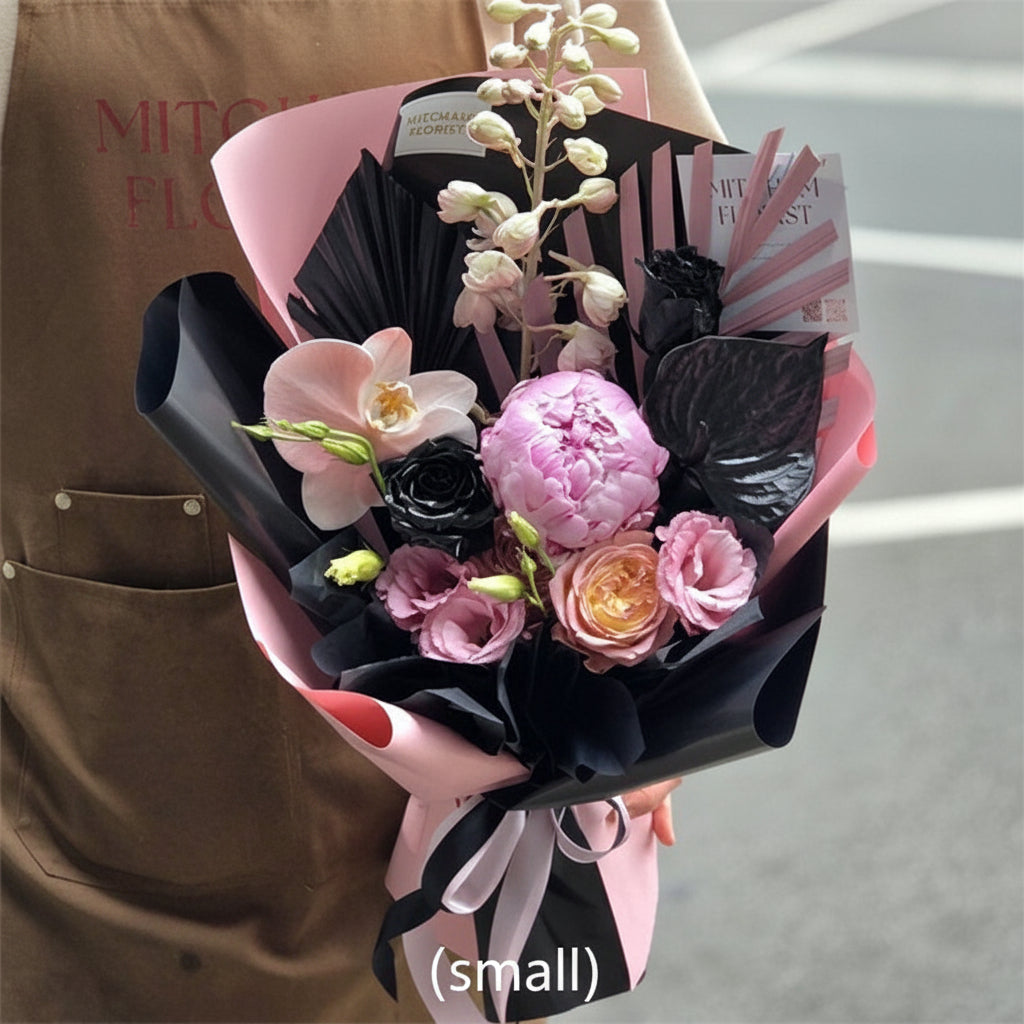 Black&Pink Fresh Floral Bouquet