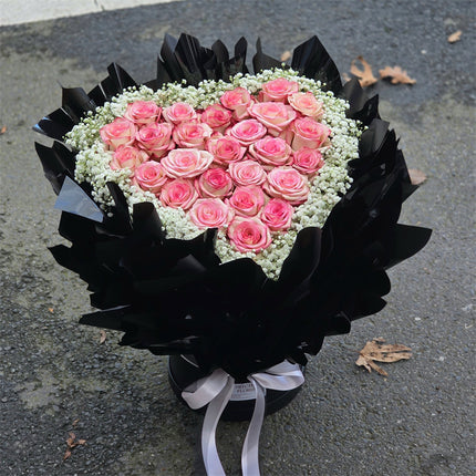 ❤Heart Shape Pink Rose & Gyp Hatbox（Black Style）