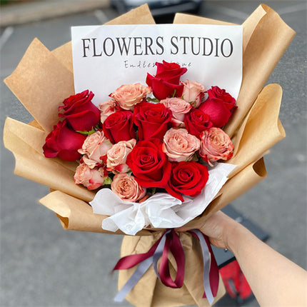 19 Cappucino & Red Roses