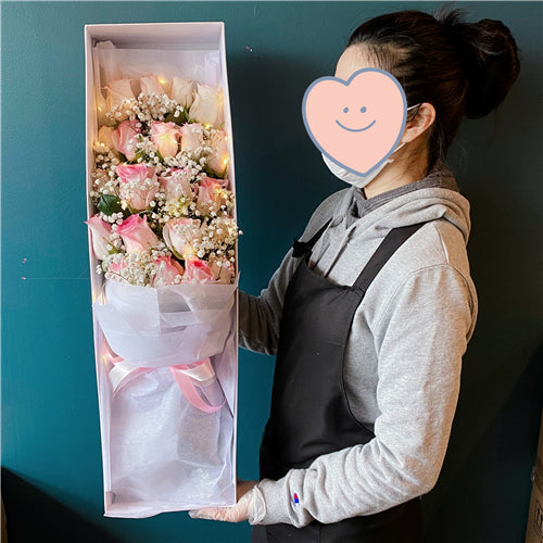 Luxury 24 Pink Roses & Gyp Gift Box