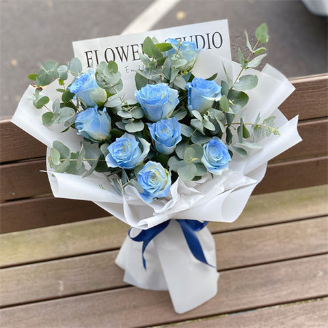 9 Ice Blue Roses Bouquet